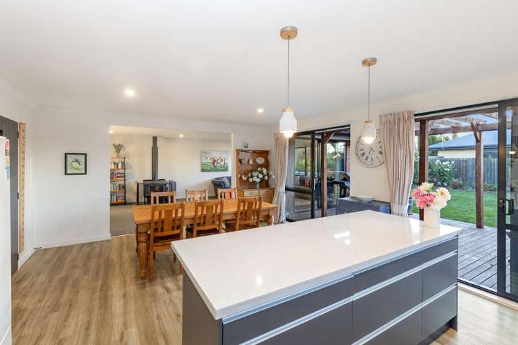 8 Walter Place Kirwee_25