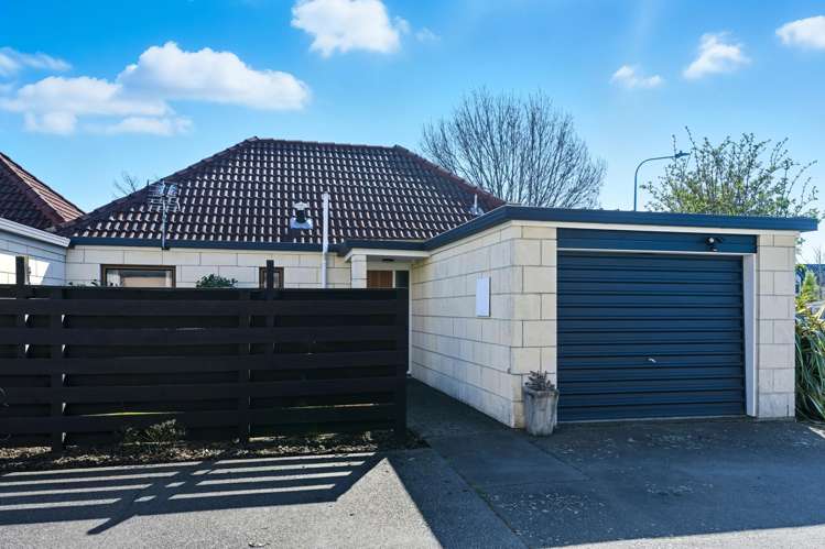 1/4 Broadbent Street Riccarton_22