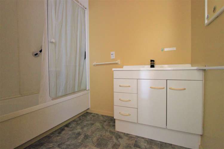 68c Muller Road Blenheim Central_7