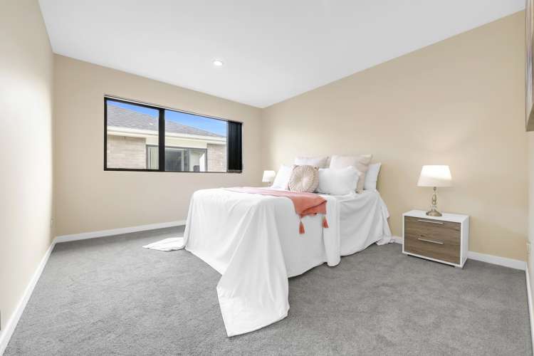 32 Helianthus Avenue Flat Bush_19