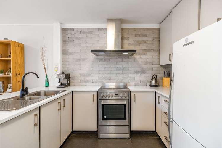 2/74 Wellington Street Howick_23