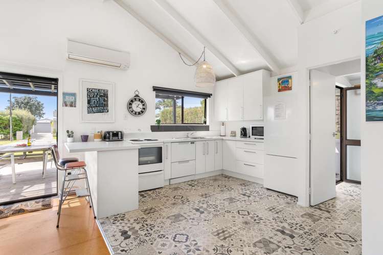 215A Kiwi Road Whangamata_19