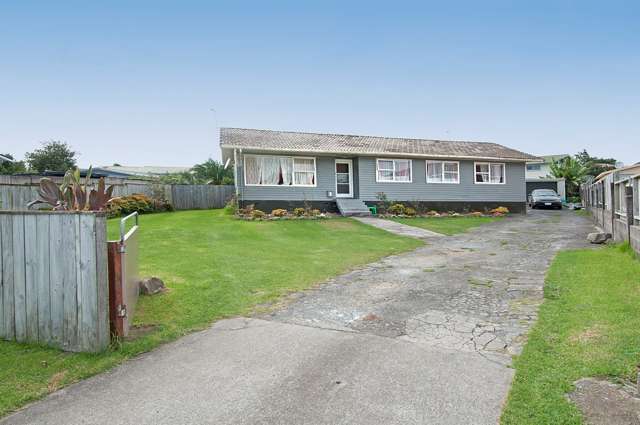 36 Kemble Close Mangere_1