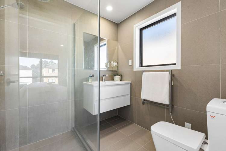 12 Hangahai Road Flat Bush_15