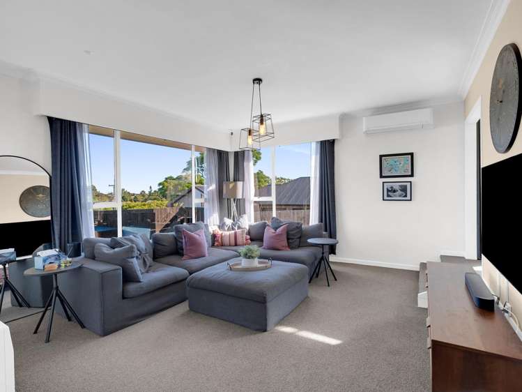 77 Houchens Road Glenview_5