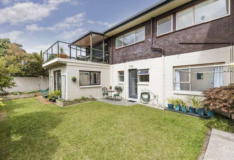 2/36 Coronation Road Epsom_3