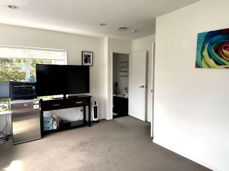 2/103 Glengarry Road Glen Eden_11