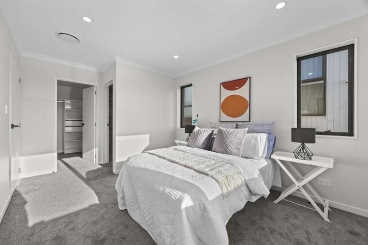 17 Bremner Ridge Street Flat Bush_28