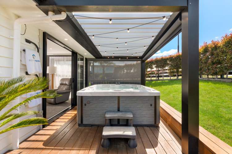 8 Manuel Road Silverdale_11