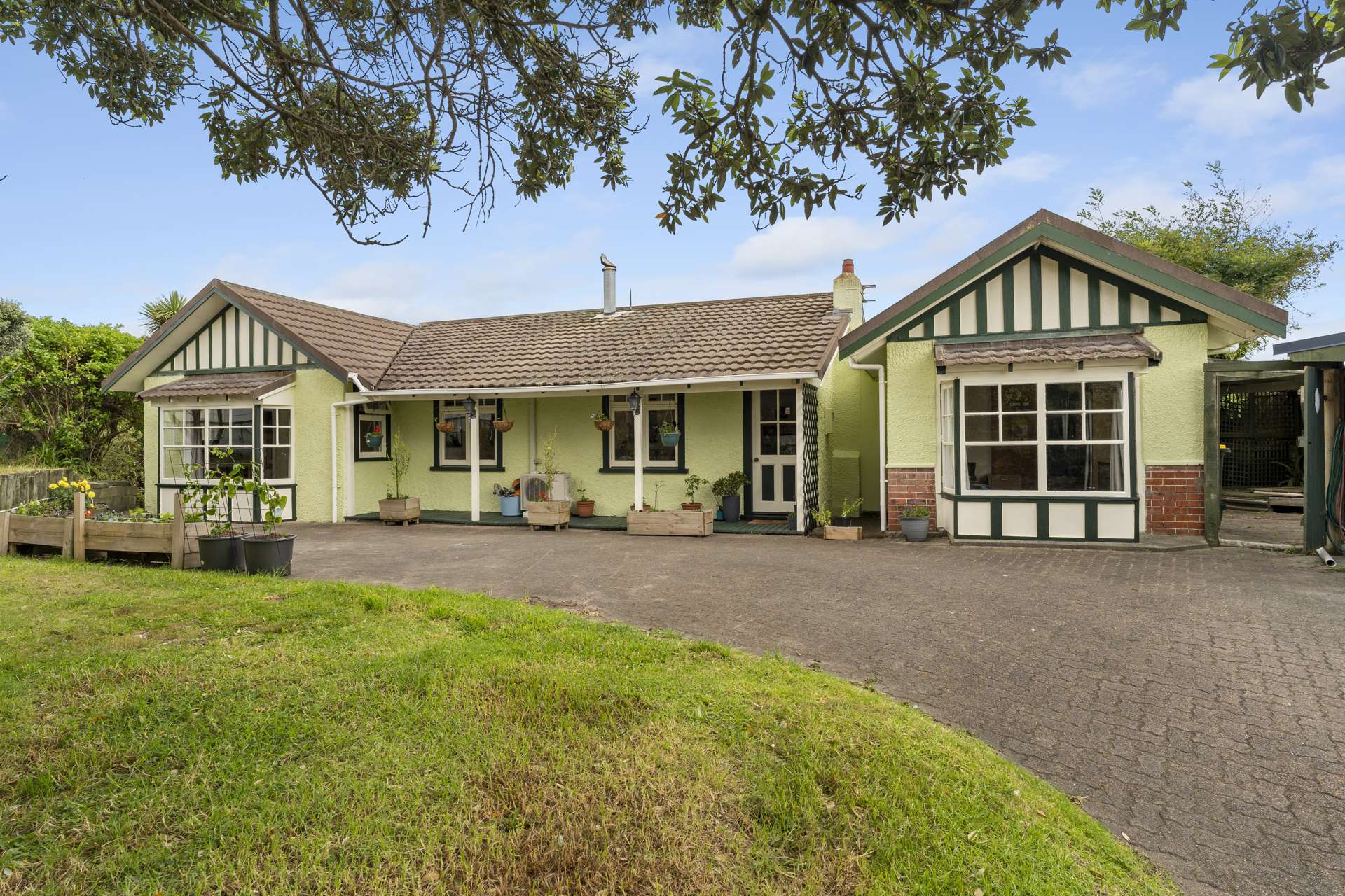 53 Tasman Road Otaki Beach_0