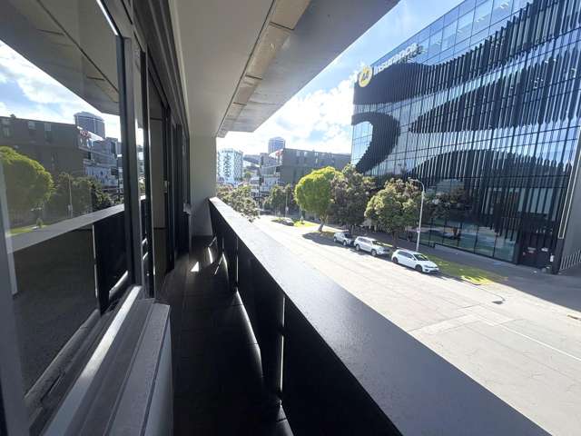 4/25 Sale Street Auckland Central_4
