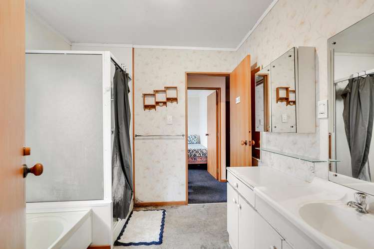 50 Tennyson Street Leamington_12