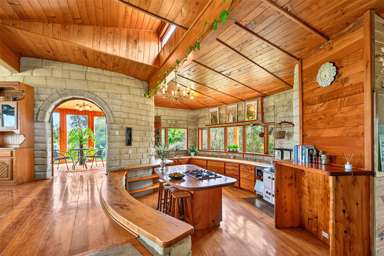 204 Oyster Point Road_2