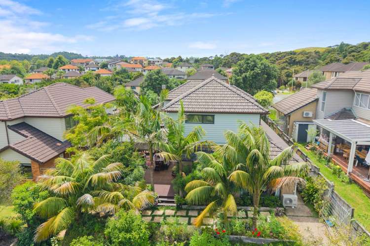 214 Kyle Road Greenhithe_1