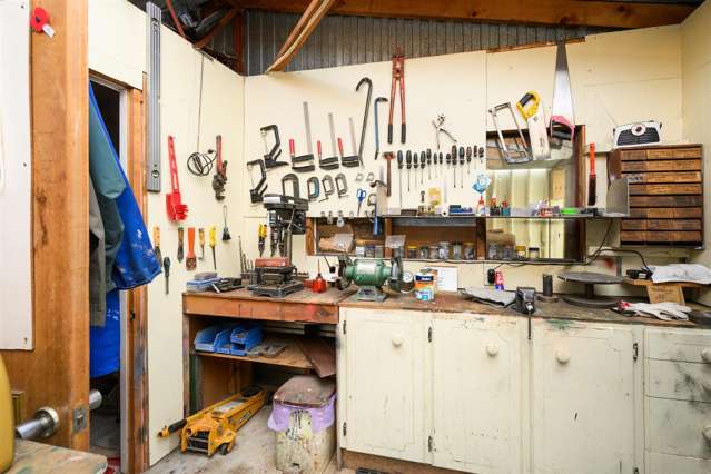 1A Oldfield Place Bulls_3