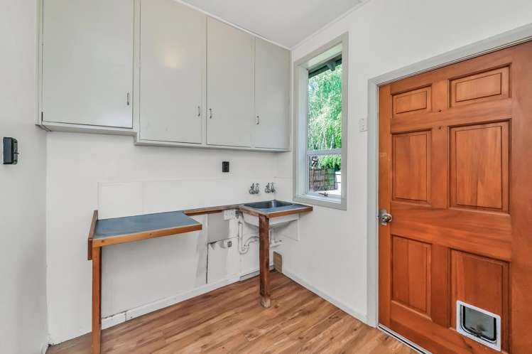 6 Saint John Street Southbridge_18