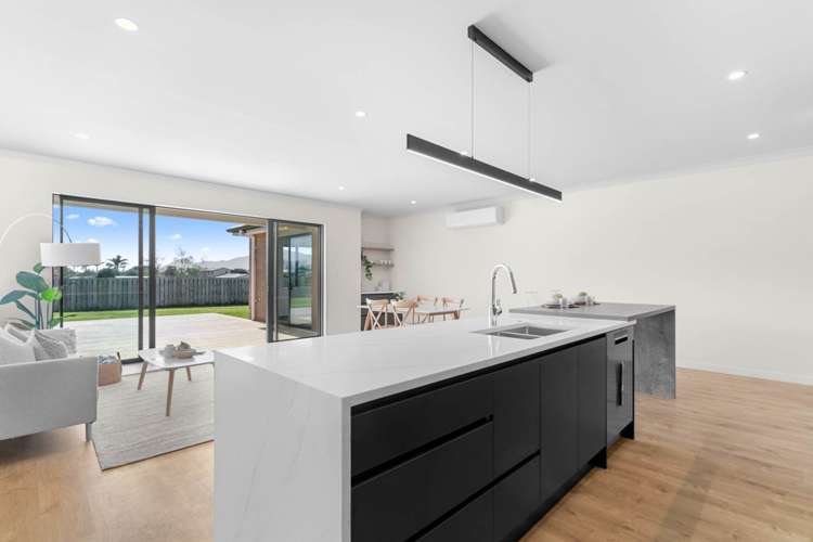 37 Kaurinui Crescent One Tree Point_4