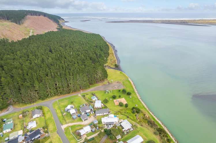 27 Lawton Drive Aotea Harbour_18