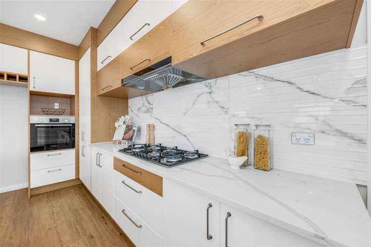 7 Drover Close Flat Bush_6