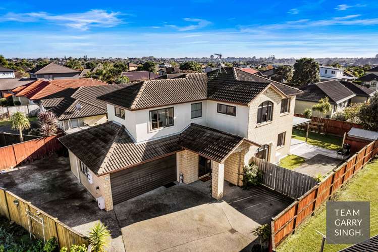 6 Blantyre Court Wattle Downs_17