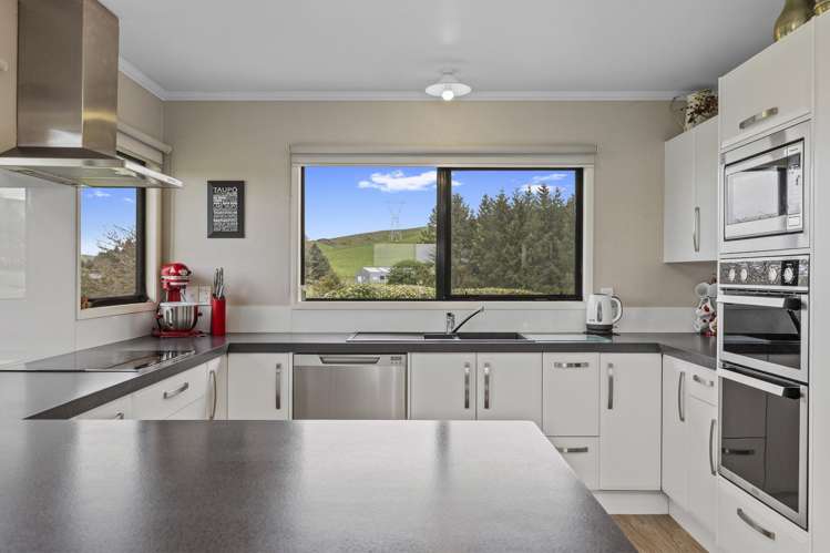 698 Aratiatia Road Wairakei_10
