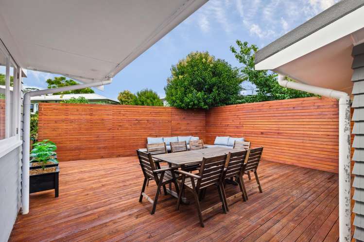 15 Matipo Road Te Atatu Peninsula_18