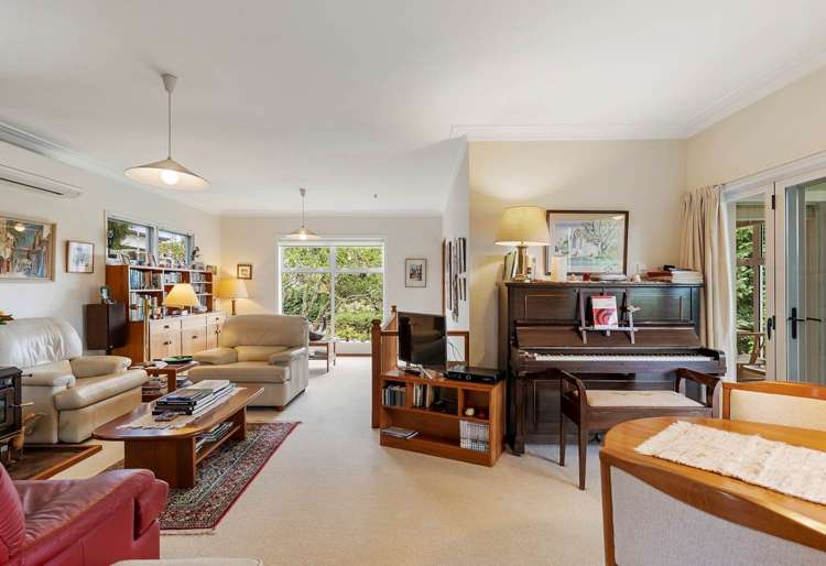 105 The Drive Epsom_1