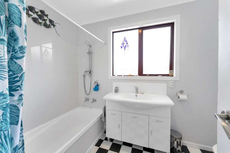 162 Waenga Drive Cromwell_8