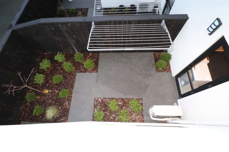 3/13 Beale Street Hamilton East_14