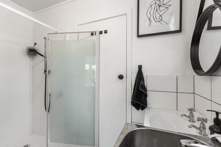 24 Miami Avenue Surfdale_21