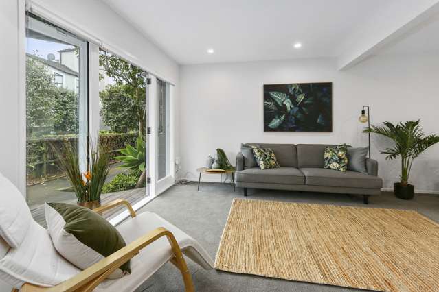 2/101 Shelly Beach Road Saint Marys Bay_4