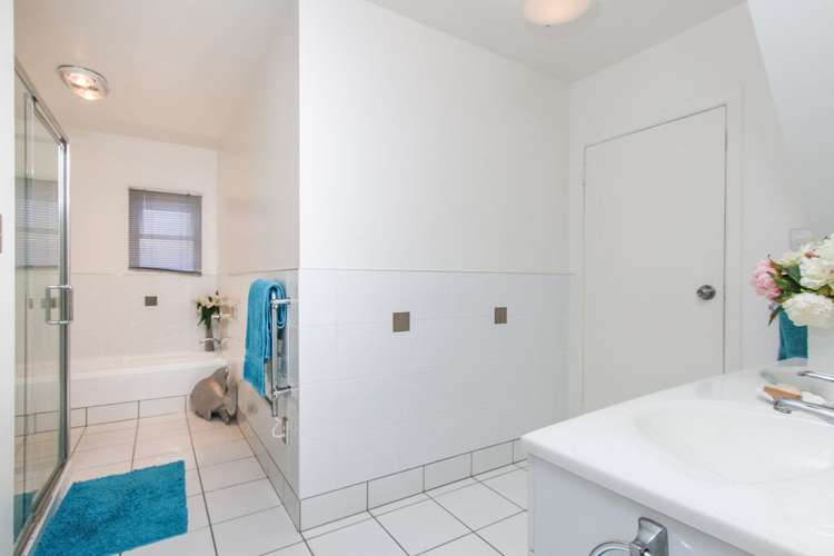 6 Parker Avenue New Lynn_16