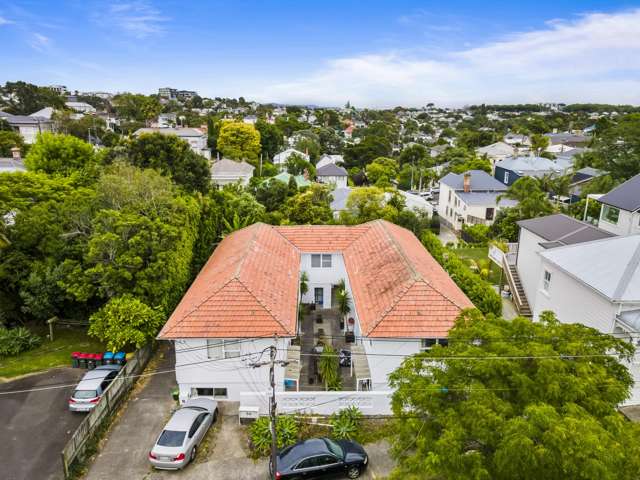 Ponsonby Money Maker - 6 Beds, High Returns