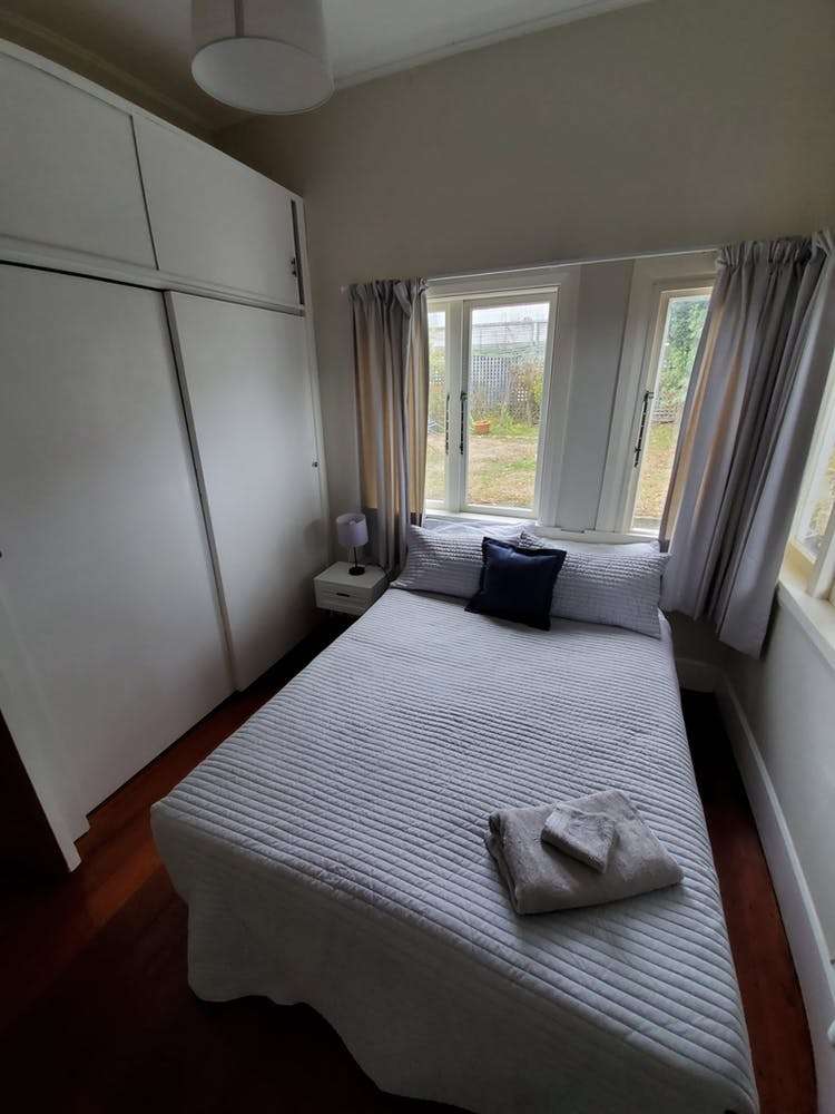 56 Freyberg Street Lyall Bay_11