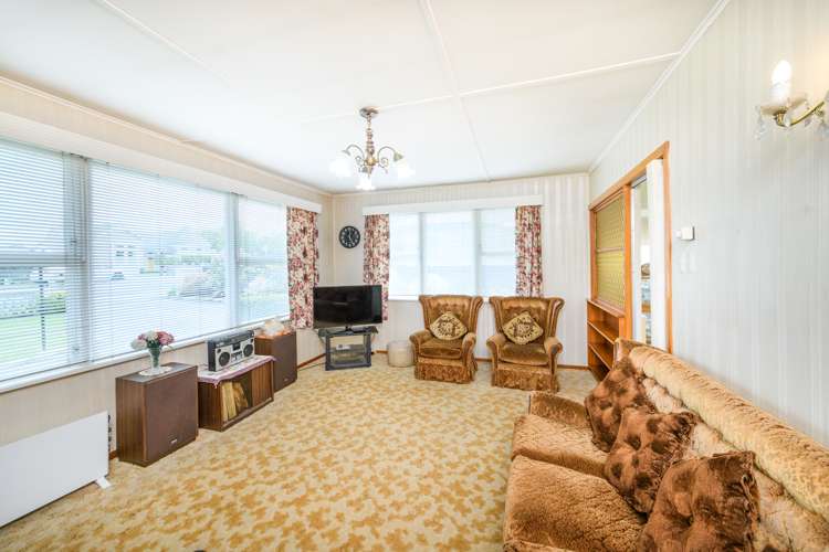 14 Bredins Line Marton_14