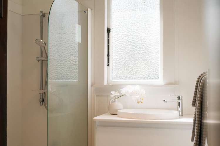 1886A State Highway 5 Waimangu_16