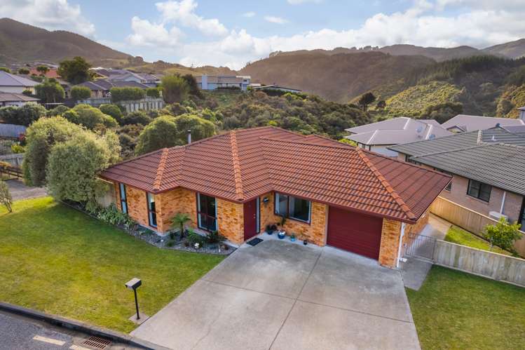 1 Percy Kinsman Crescent Riverstone Terraces_14