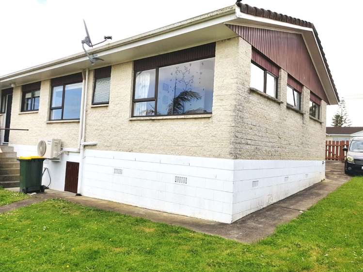 1/6 Hinekohu Street New Lynn_9