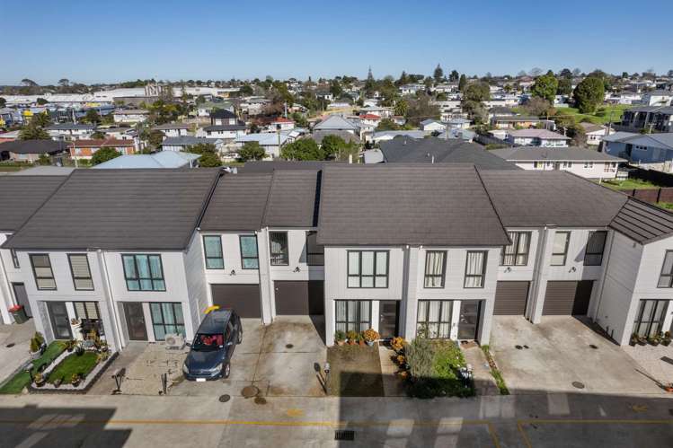 9 Lovely Lane Manurewa_16