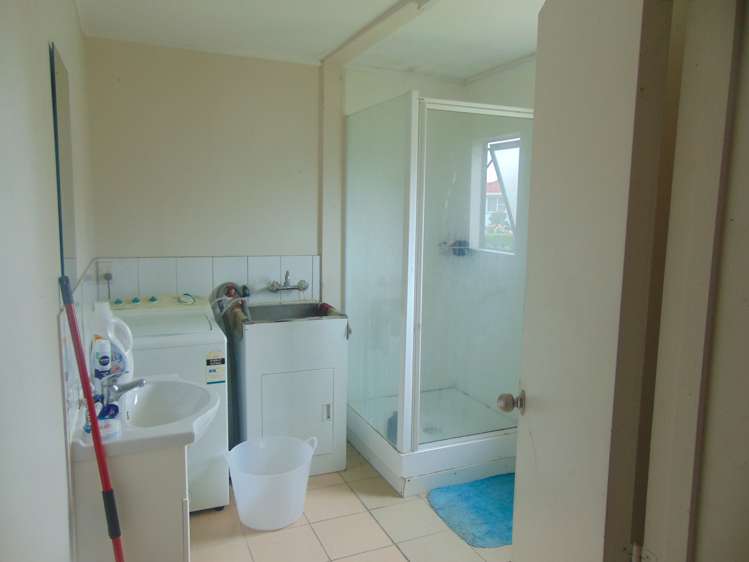 15 Plumley Crescent Mangere_6