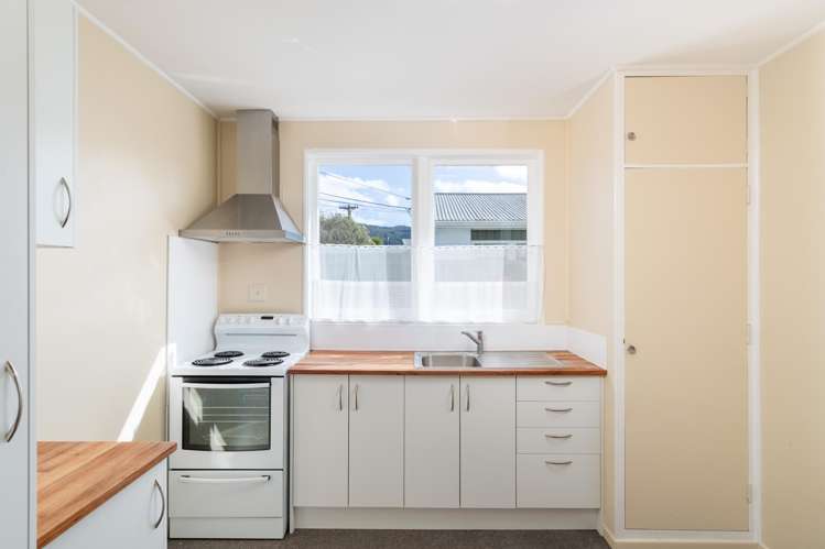 15 Mangaroa Hill Road_4