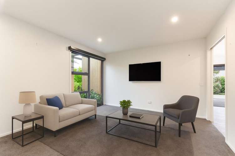 10 Sabine Drive Richmond_4