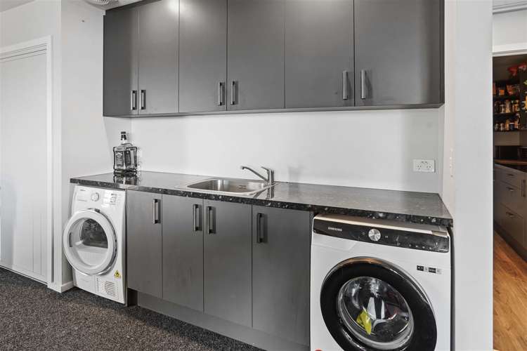 14 Quail Way Amberley_23