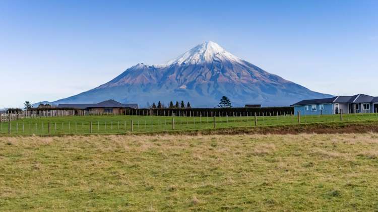 42 Monmouth Road Sections_1