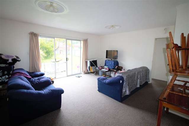 19 Kendal Grove Wainuiomata_2