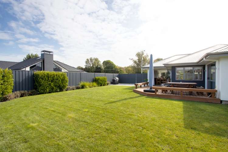 548 Lyndhurst Road Frimley_24