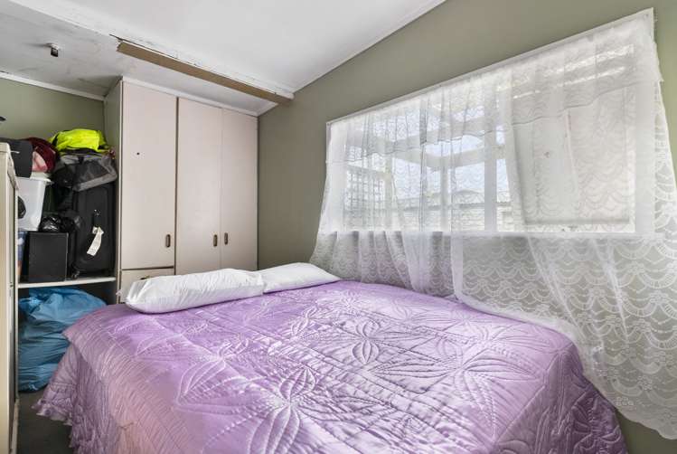 1/32 Tennessee Avenue Mangere East_15