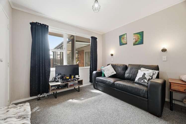 33 Simmonds Crescent Springfield_16