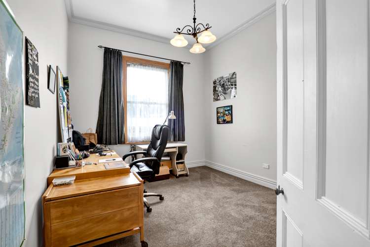 2 Broadway Waitara_12