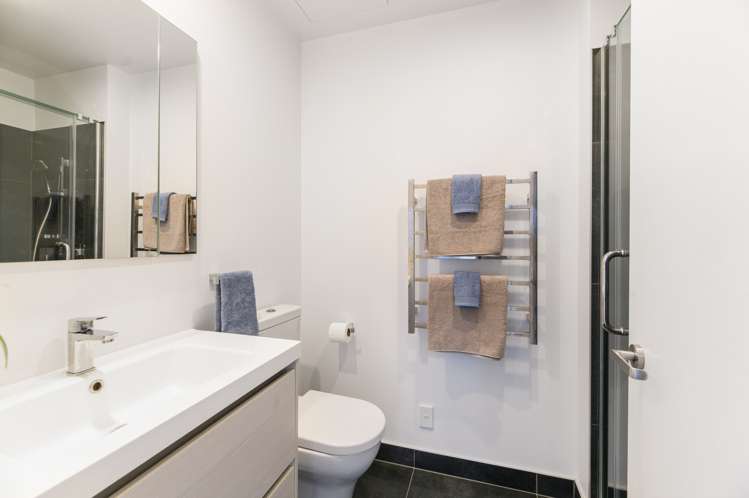 G01/26b Racecourse Parade Avondale_9